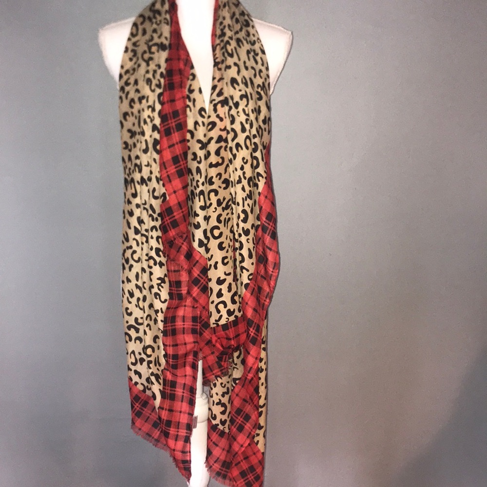 Charming Charlie scarf - Picture 2 of 4